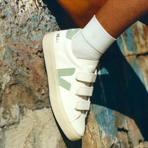 VEJA Recife Leather Velcro Sneakers – White/Matcha - Picture 1 of 12